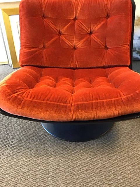 Vintage Artifort Black/Burnt Orange Swivel Chairs