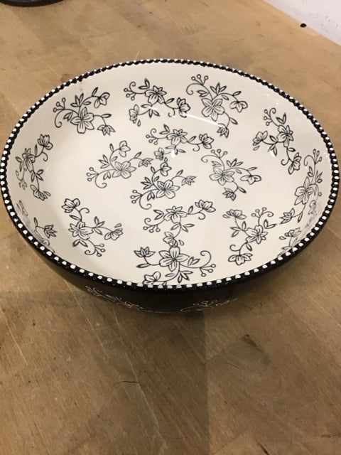 3"x10" Temptations Black & White Floral Bowl
