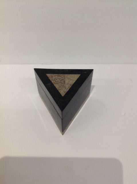 5.5"x3.5" Triangular Stone Box