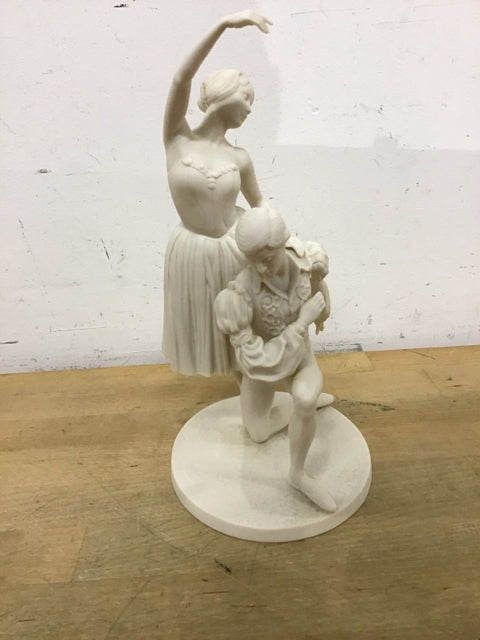 Franklin Porcelain Giselle