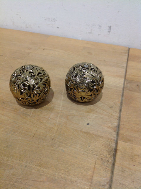 L'Objet Gold Braided Ball Salt & Pepper