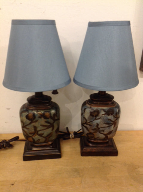 As Is 18" Pair Of Floral Resin Lamps