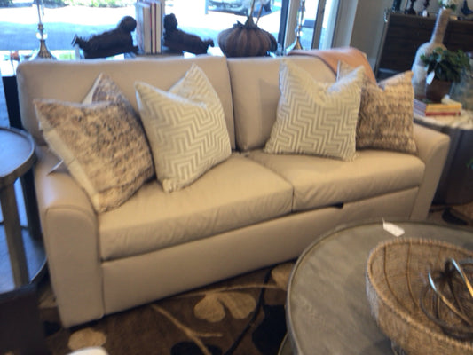 American leather Cream Sleeper Sofa