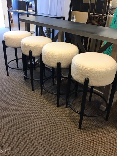 Set Of 4 24" Cream Sherpa Colamy Bar Stool