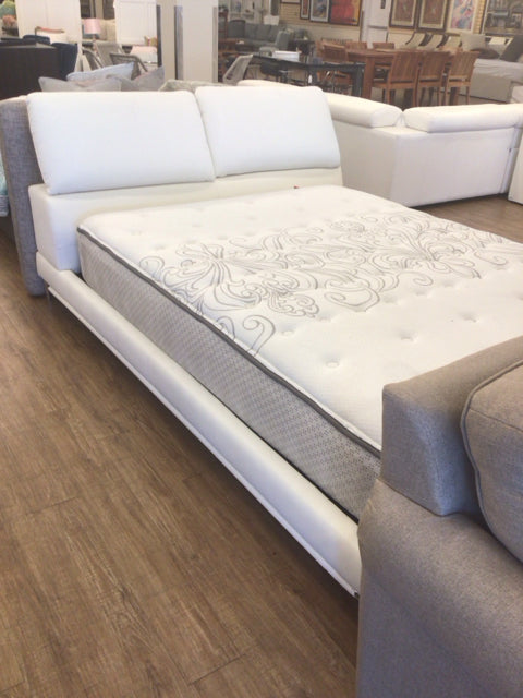 Modani White Leather Queen Bed