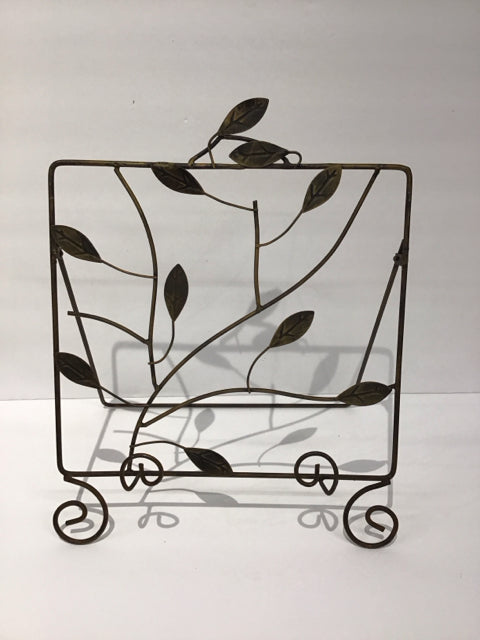 17" Metal Easel