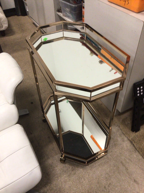 30" X 29.50" X 16.50" Ashley Furniture Daymont Bar Cart
