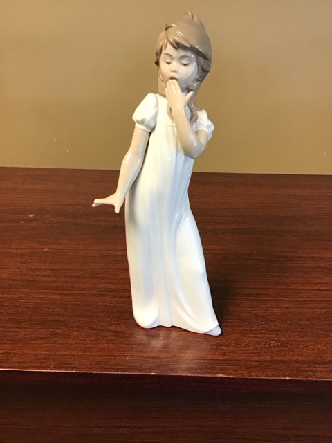 11" NAO Yawning Girl