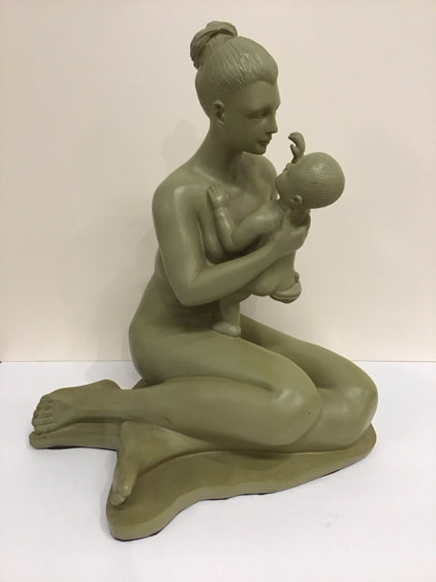 18" Mother & Child Sculpture