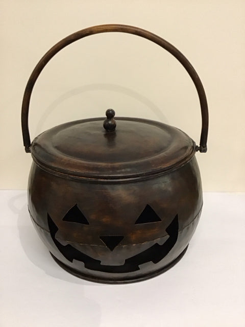 18" Witch's Metal Cauldron w/Lid