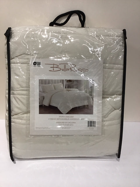 QUEEN Ivory 3-pc Coverlet Set