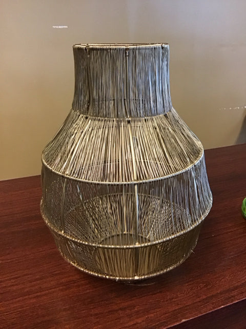 16" Gold Wire Vase