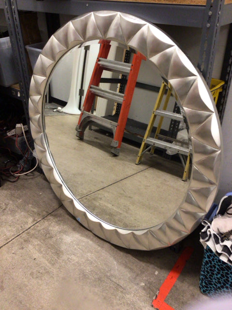 48" H x 48" W x 1.75" D Bernhardt Miramont Round Mirror