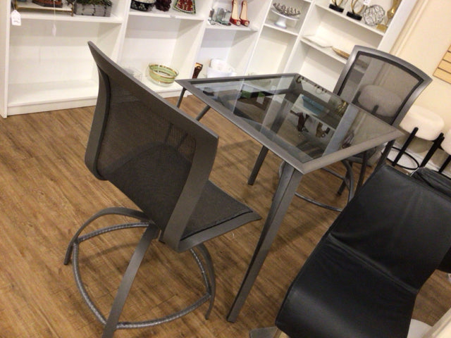 Brown Jordan Outdoor Bistro Table W/2 Chairs