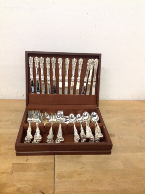 64 Piece Set Silverplate Flatware AS IS