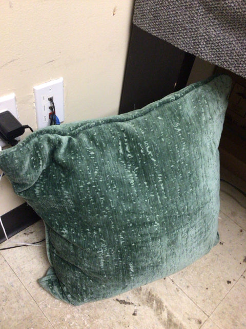 Green Pattern Pillow