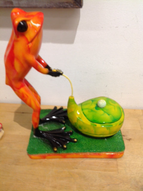 11" Resin Frog Golfer Bowl