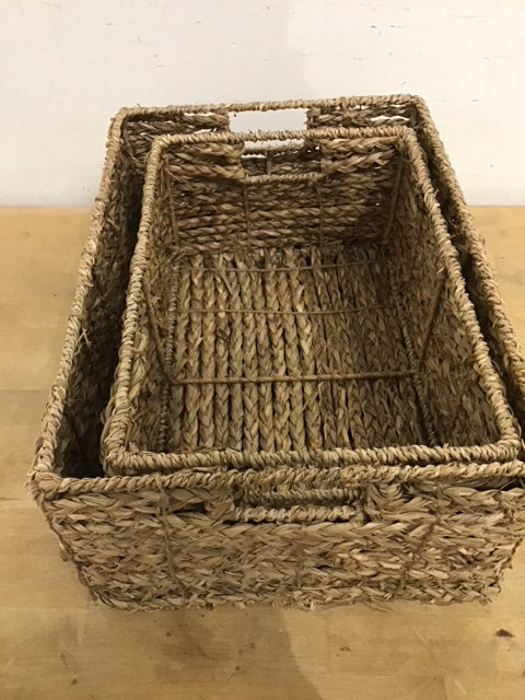 Set Of 2 Wicker Baskets