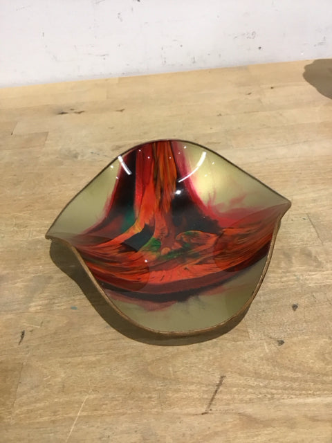 Small Red/Gold Wave Dish