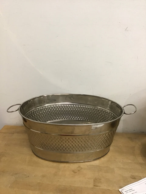 Oval Hammered Metal Tub