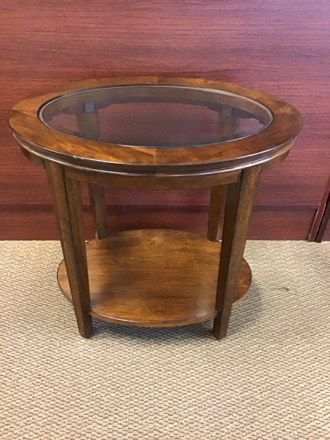 18"x26"x25" Kincaid Elise Oval End Table