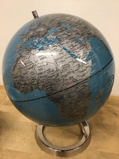 10" Troika World Globe W/Metal Stand