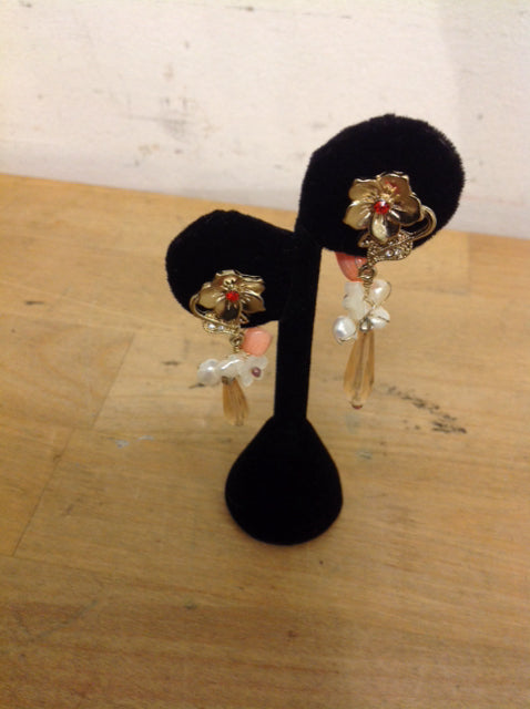 Earrings- Gold Flower Dangle