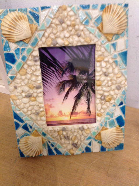 Photo Frame- 3" X 5" Shell Tile