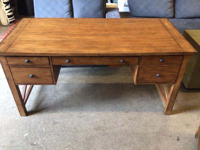 63" X 30" X 30" Ethan Allen Kenzie Wood Desk