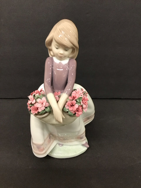 Lladro "May Flowers Girl" Special Edition