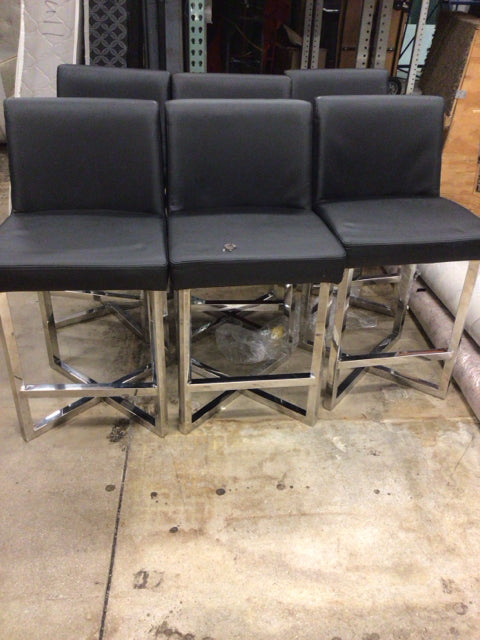 6 Black/Chrome Bar Stools