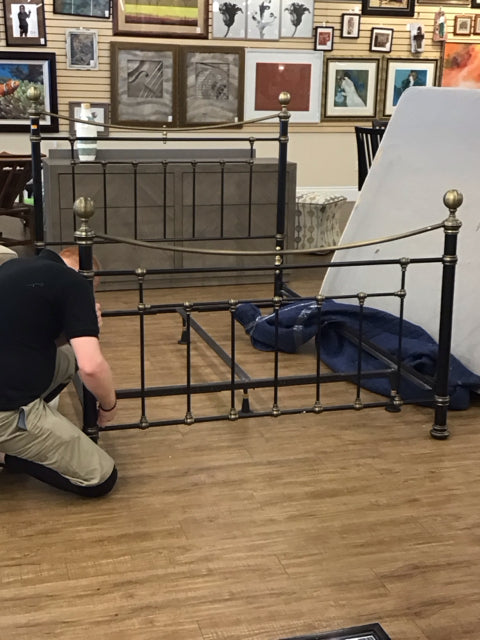 Brass/Bronze Metal Queen Bed