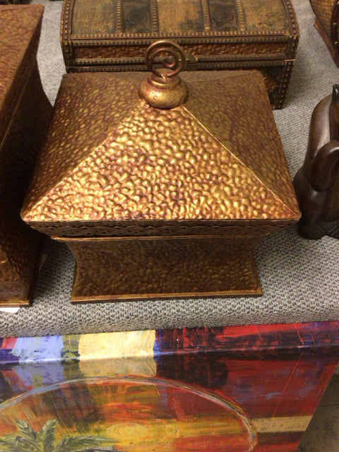 Small Copper Pebble Box W/Lid