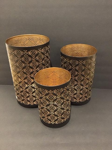 12,9,7 Decorative Black Metal Graduated Candle Holders