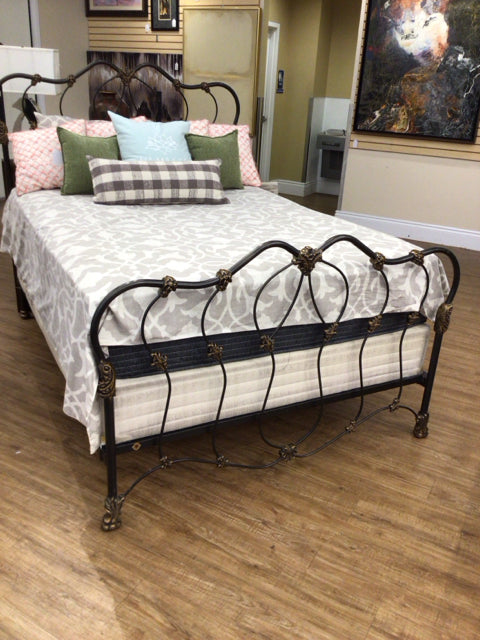 Brass Queen Bed