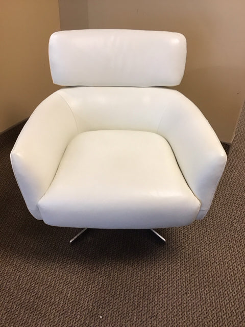 Modani White Leather Swivel Chair
