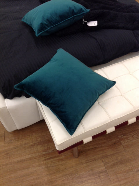 20" Forest Green Velvet Pillow