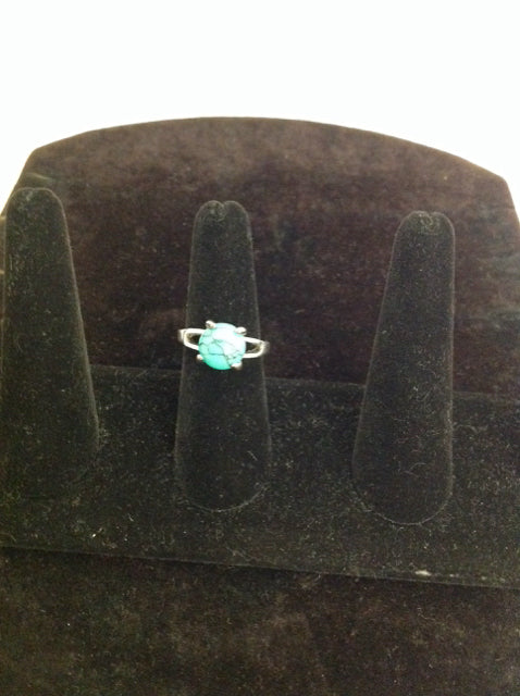 Silver Ring w/Turquoise