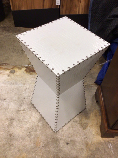 AS-IS 14" Square White Nailhead Pedestal(Mark On Top)