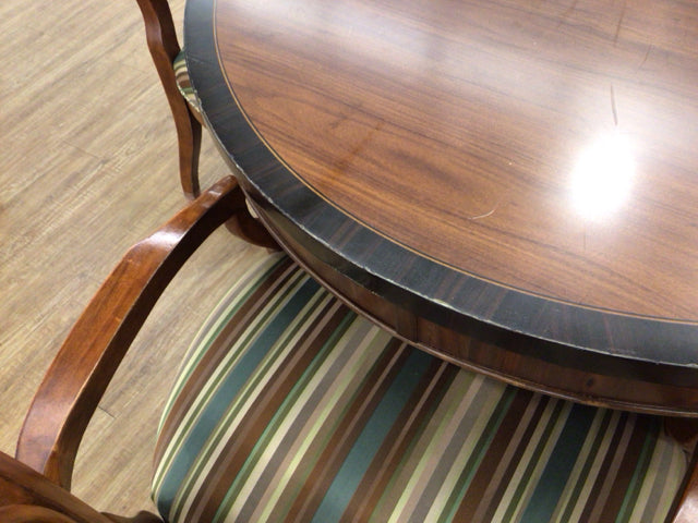 AS-IS American Drew Oval Dining Table W/8 Chairs/2 Leafs/Pads