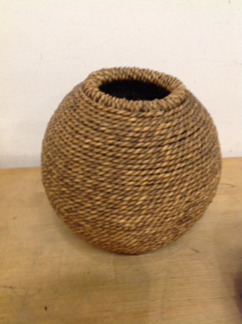 Vase- 10" Round Rattan