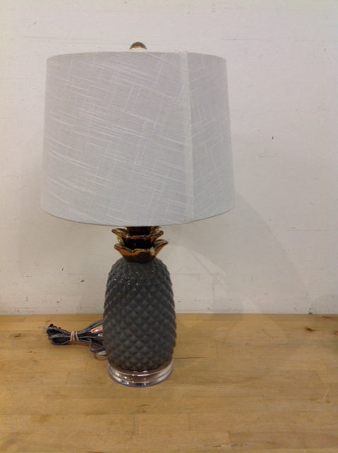 Grey Ceramic Pineapple Lamp w/Shade