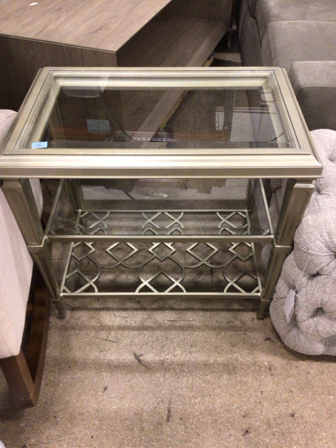 18" X 28" X 26" Caracole Social Silver Leaf Connections End Table
