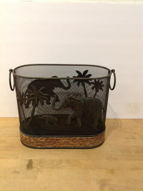 11" Metal Magazine Holder w/Elephants