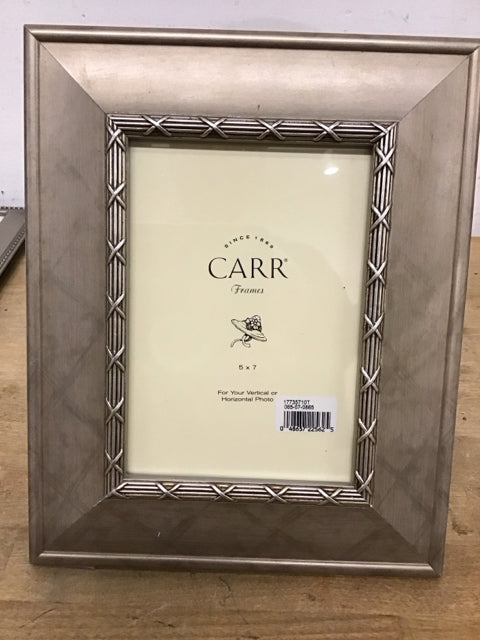 5"x7" Bronze W/Criss Cross Stitch Design Photo Frame