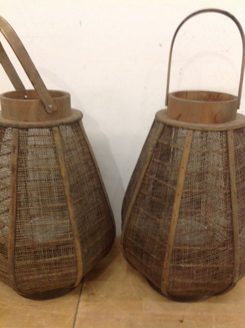 - 16" Pair Of Wood W Glass Insert Lanterns