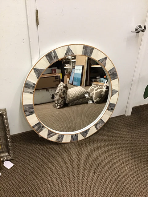 34"Rd Bone Inlay Mirror