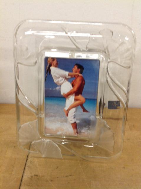 Photo Frame- 4" X 6" Mikasa Crystal