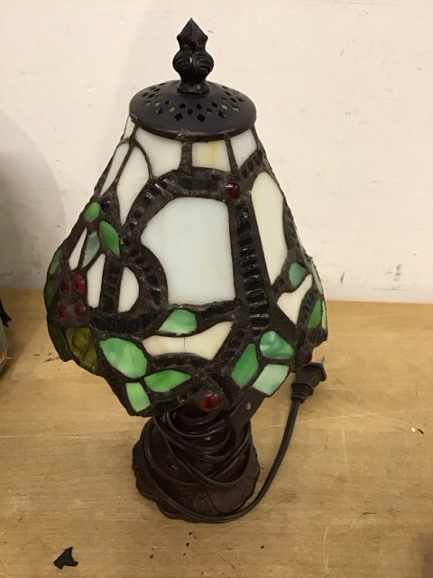 13" Tiffany Like Table Lamp