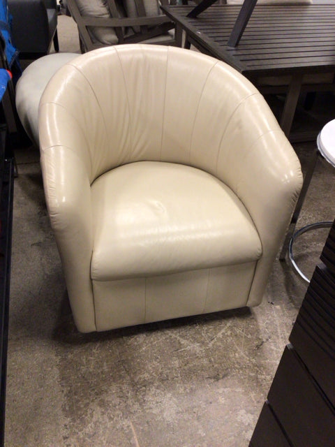 Natuzzi Editions Leather Barrel Chair